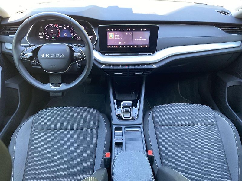 Škoda Octavia (2025) 1.5 TSI DSG Selection - fotka 5 z 34