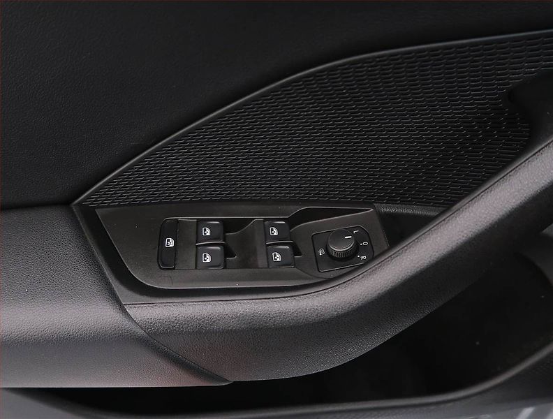Škoda Octavia (2022) Ambition 2.0 TDI, ČR,1.maj - fotka 24 z 24