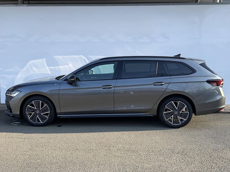 Škoda Superb (2026) Sportline DSG 2,0TDI - fotka 2 z 6