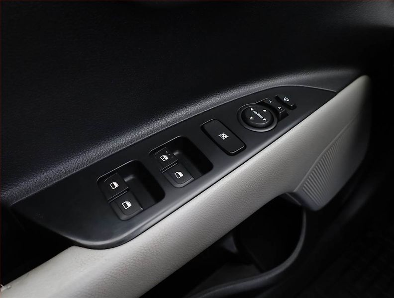 Kia Stonic (2018) 1.4 CVVT, Serv.kniha, Navi - fotka 16 z 17