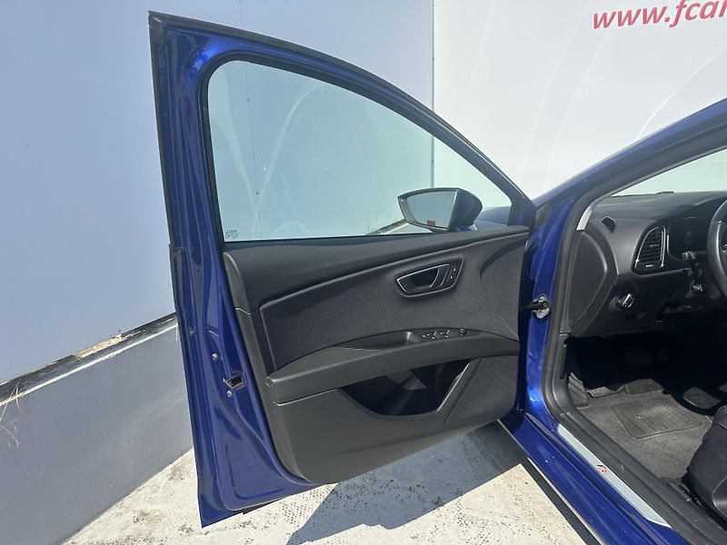 Seat Leon (2019) 1.5 TSI Virtual, ser.historie - fotka 9 z 36