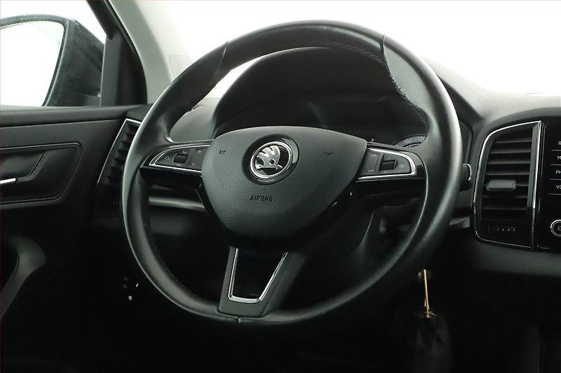 Škoda Karoq (2019) Style 1.6 TDI, Automat, Navi - fotka 17 z 21