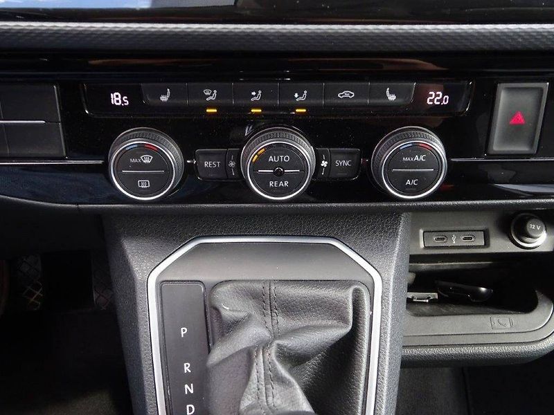 Volkswagen Multivan (2021) 6.1 150kW TDI 4MOT DSG - fotka 17 z 29