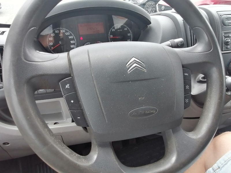 Citroën Jumper (2010) 2.2 HDi 9 míst,Klima - fotka 16 z 18