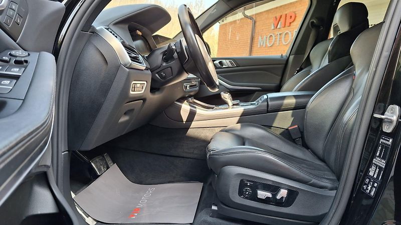 BMW X5 4.0xD-MPAK-R22-NEZ.T.-TAŽNÉ - fotka 14 z 43