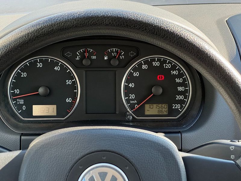Volkswagen Polo (2003) Highline 1.4i 55kW - fotka 17 z 32
