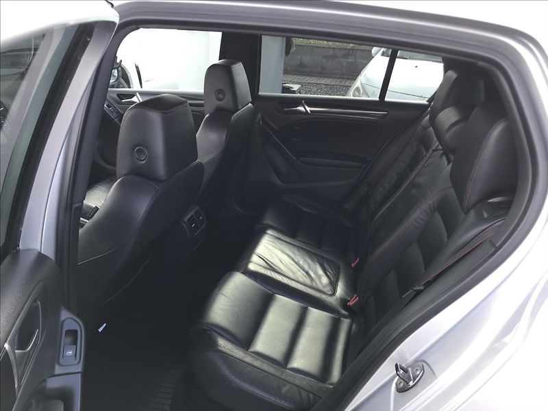 Volkswagen Golf 1,2 GTI - fotka 9 z 16