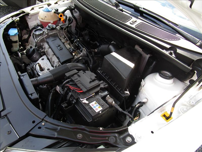 Škoda Fabia Combi 1.2i 12V Ambiente, Klima - fotka 40 z 41