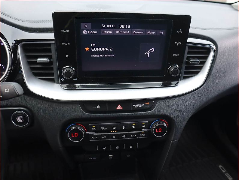Kia Ceed (2021) 1.5 T-GDI, Automat, Serv.kniha - fotka 12 z 19