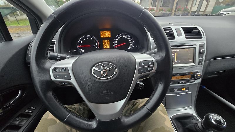 Toyota Avensis 1.8LIFE 1MAJITEL 108KW - fotka 28 z 35