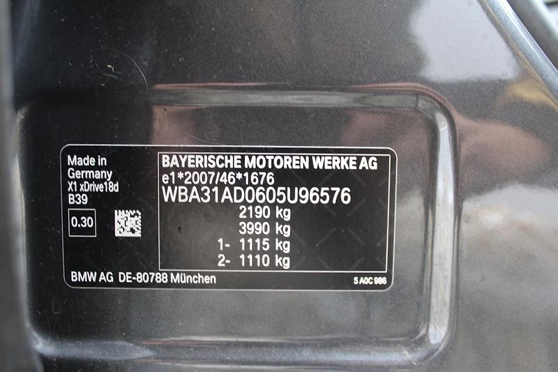 BMW X1 xDrive18d, Mpaket - fotka 22 z 22