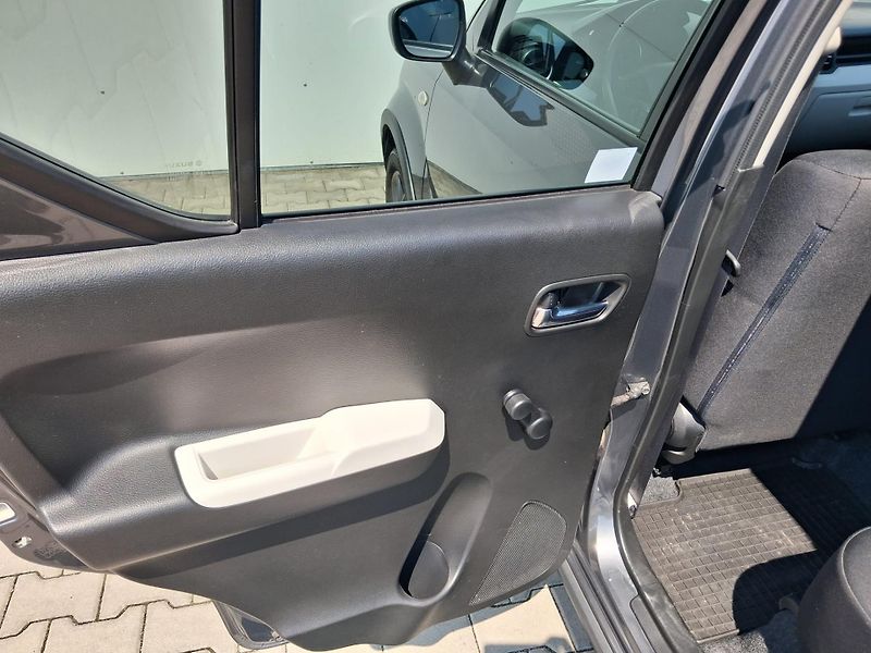 Suzuki Ignis 1,2 DualJet Premium - fotka 19 z 20