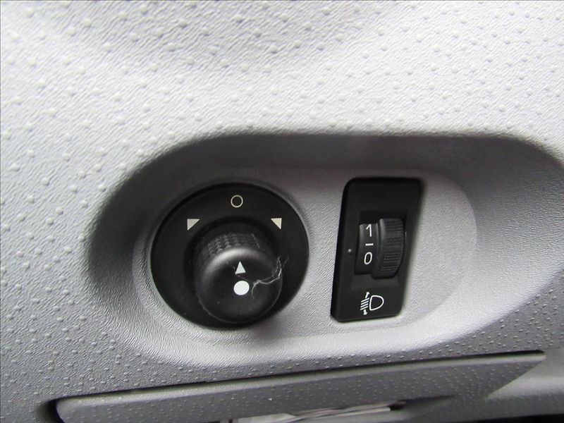 Citroën C3 1,4 54kW LPG - fotka 21 z 23