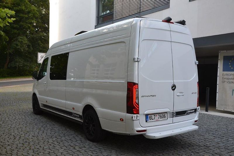 Mercedes-Benz Sprinter 319 Camper Family - fotka 3 z 50