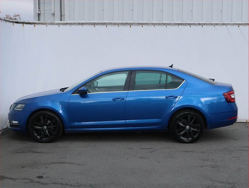 Škoda Octavia (2019) Style 2.0 TDI, Automat - fotka 3 z 22