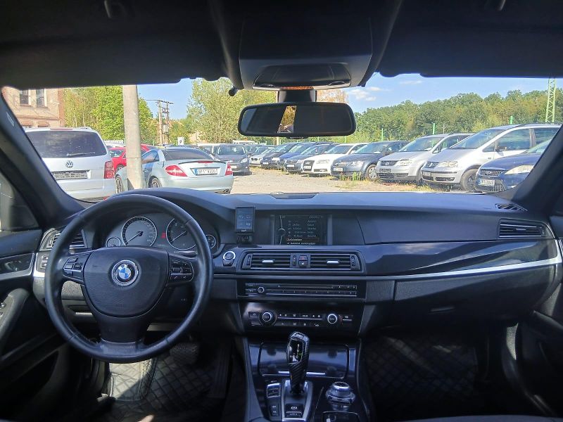 BMW Řada 5 530 D, X Drive,  4x4, 190 kW - fotka 35 z 47