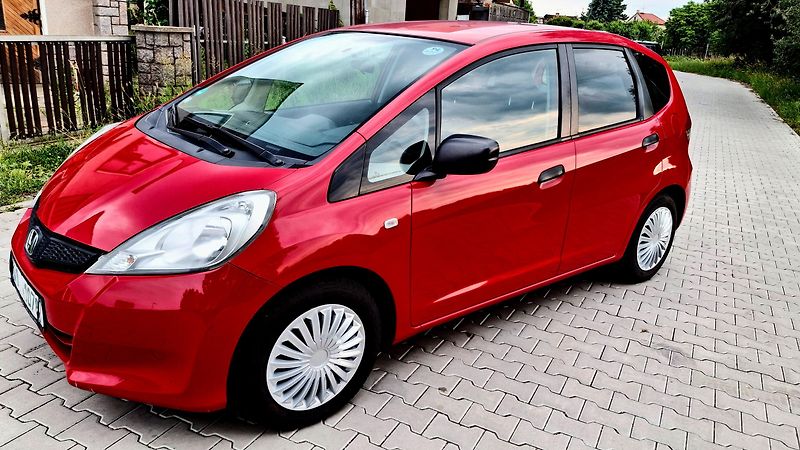 Honda Jazz 1.2 benzin 66 kw Facelit - fotka 3 z 36