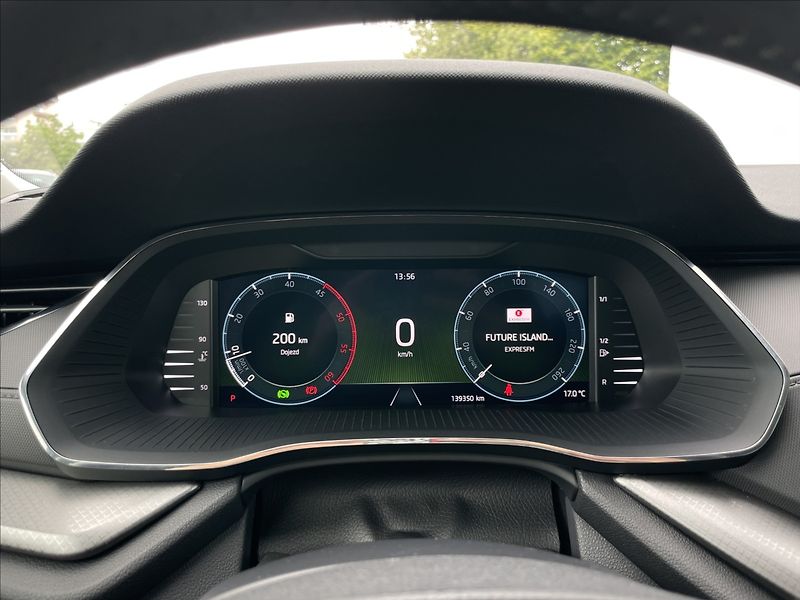 Škoda Octavia 2,0 TDI DSG Ambition Plus LED - fotka 9 z 23