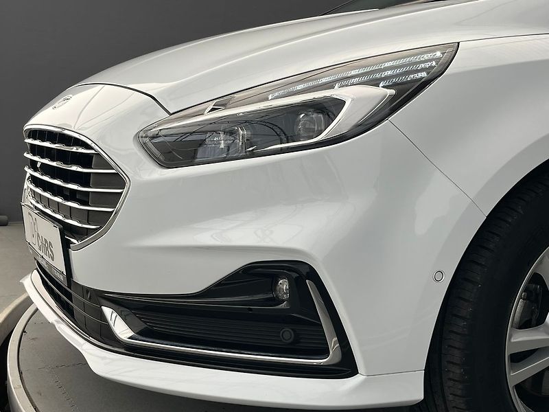 Ford S-MAX 2.5 HEV TITANIUM 7 míst - fotka 44 z 70