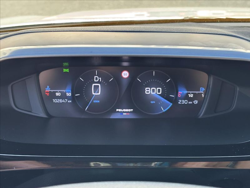 Peugeot 308 1,5 HDi 96kW Allure AUT DPH - fotka 27 z 47