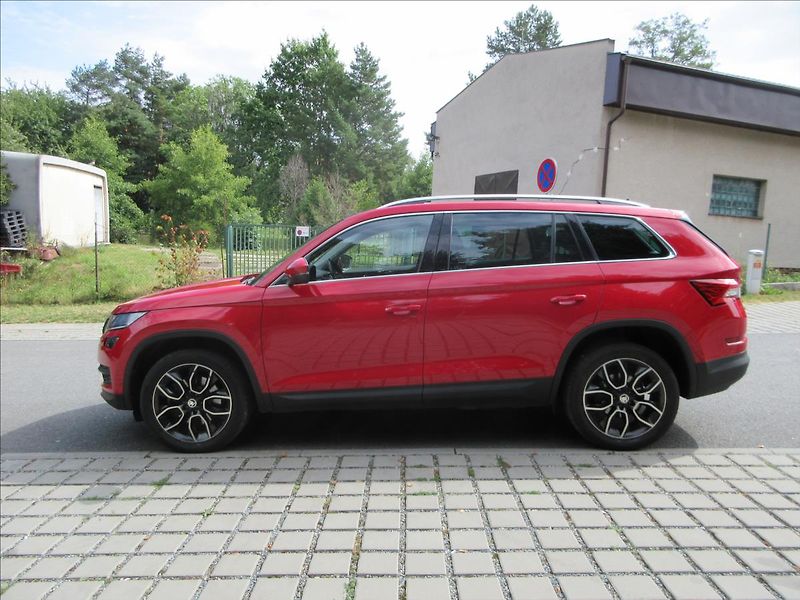 Škoda Kodiaq 2,0 TDi 140Kw, DSG, Tažné, Nov - fotka 6 z 40