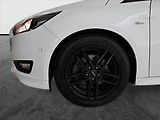 Ford Focus (2018) ST-Line 1.5 EcoBoost, Navi - náhled 15