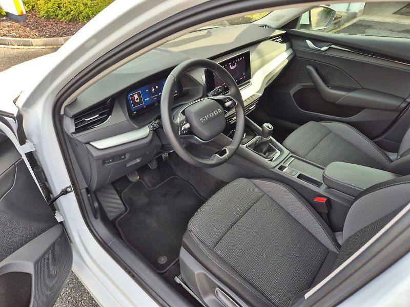 Škoda Octavia (2025) Selection 1.5 TSI 110 kW 6°man - fotka 14 z 33