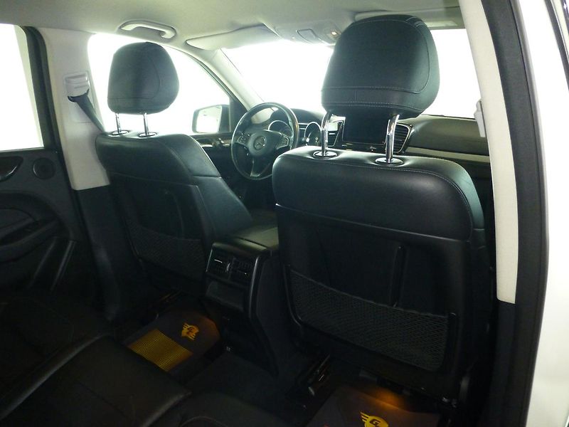 Mercedes-Benz GLE (2016) 350D*KAMER*TAŽ 3,5T*NEW ČR*AMG - fotka 26 z 28