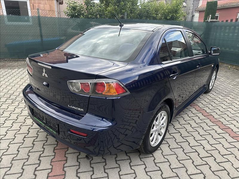 Mitsubishi Lancer 1,6 1.majitel - fotka 3 z 22