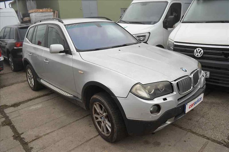 BMW X3 (2006) 3,0 D - fotka 3 z 20