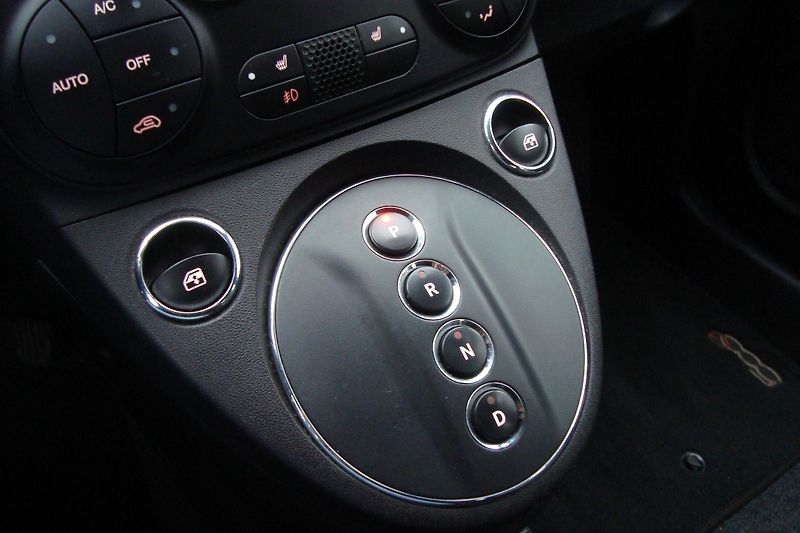 Fiat 500e (2017) - fotka 45 z 59