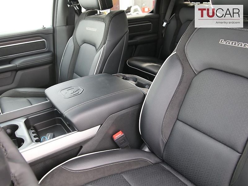 RAM 1500 (2026) Laramie 5.7 V8 HEMI 2026 - fotka 30 z 43
