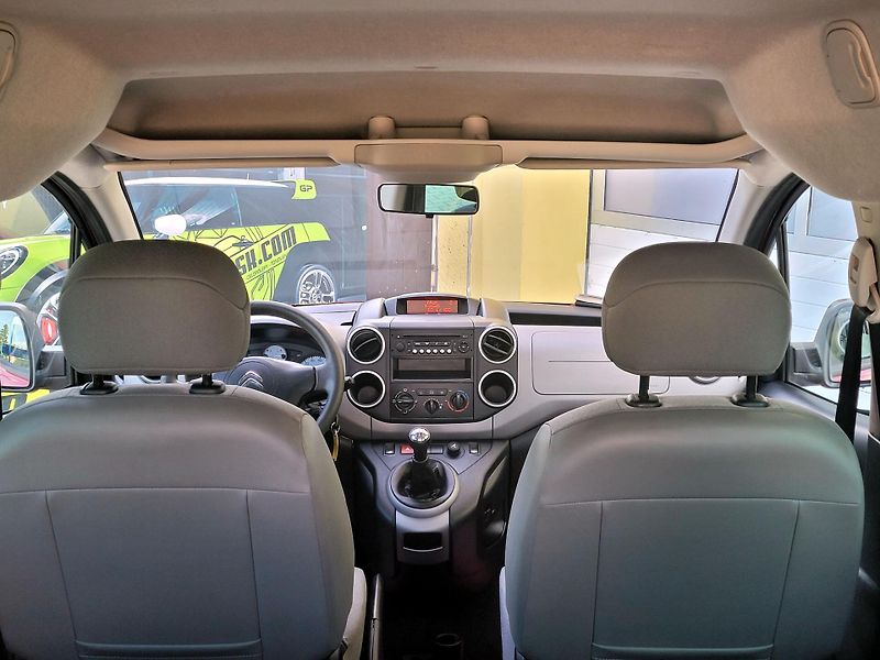 Citroën Berlingo 1,6 bHDi *SERV.KN. záruka km - fotka 12 z 31