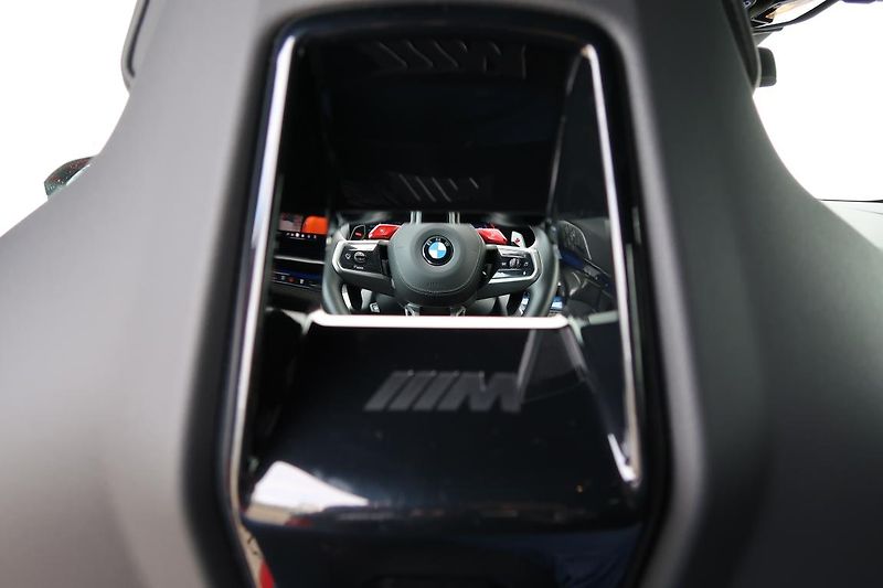 BMW M5 Touring - fotka 14 z 18
