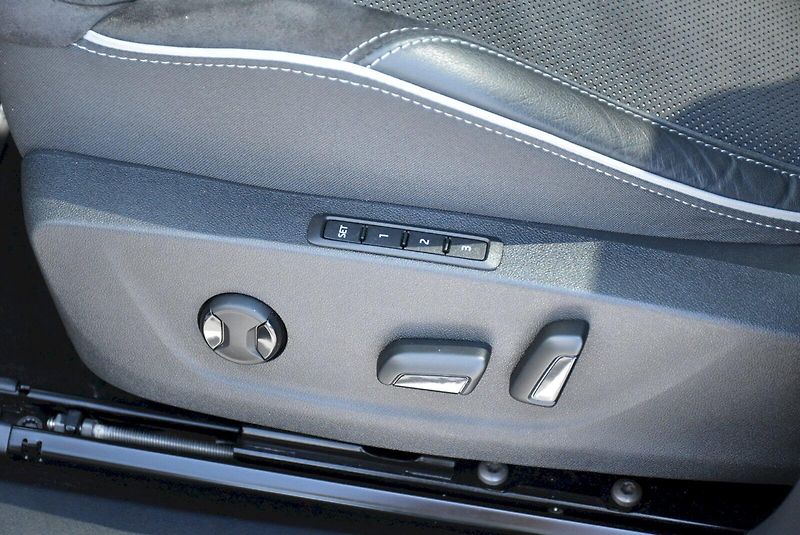 Škoda Enyaq (2024) 85 Sportline 210 kW - fotka 23 z 34