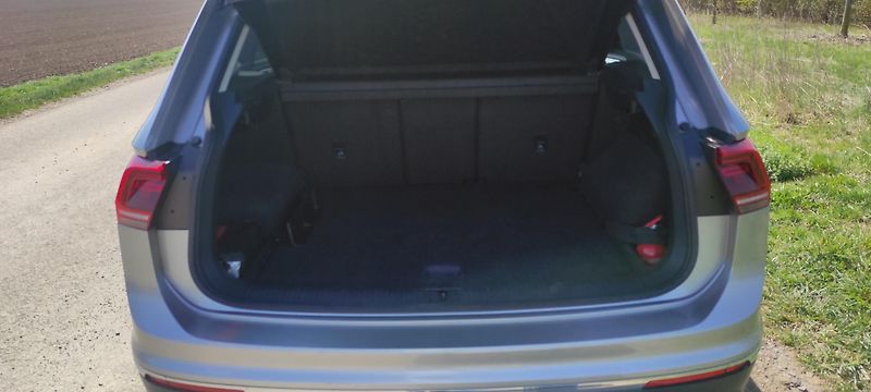 Volkswagen Tiguan (2017) 2.0 TDI DSG 4x4  - fotka 11 z 27