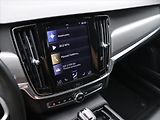 Volvo V90 2,0 T5 184kW Momentum CZ DPH - náhled 21