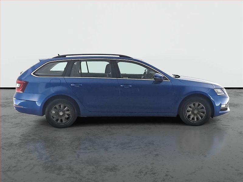 Škoda Octavia (2020) 1.6 TDI, Tempomat - fotka 6 z 16