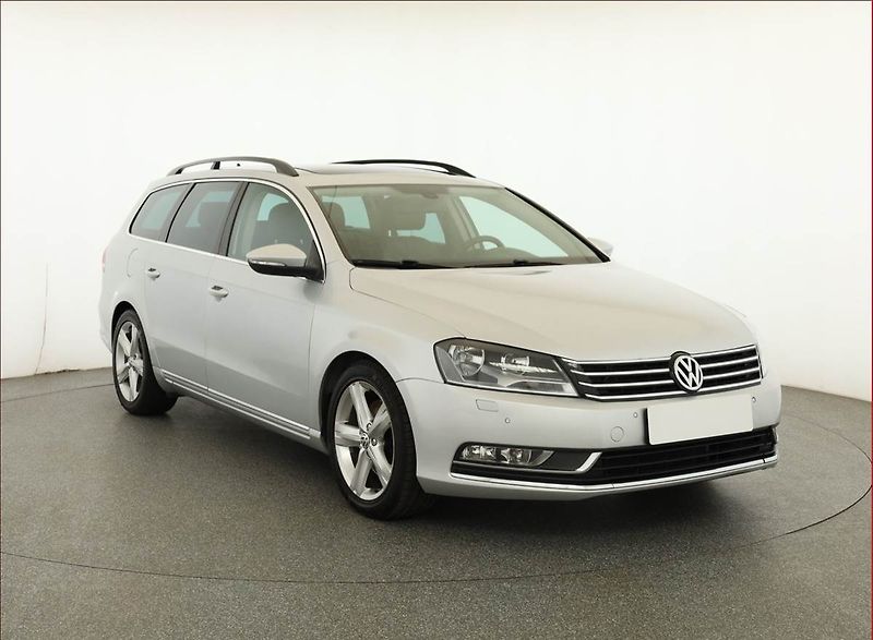 Volkswagen Passat (2014) 2.0 TDI, Navi, Tempomat - fotografie inzerátu