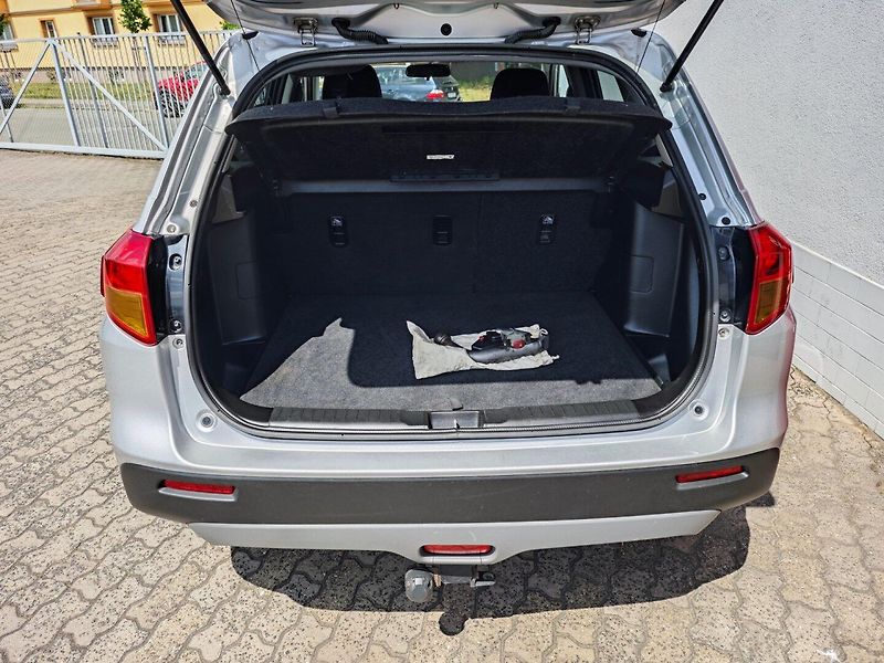 Suzuki Vitara (2016) 1.6 VVT ALLGrip 4x4 Kamera - fotka 6 z 42