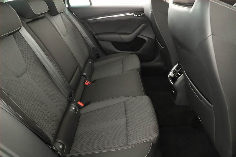 Škoda Octavia (2022) Style 2.0 TSI - fotka 7 z 14