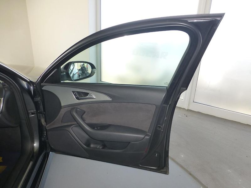 Audi A6 (2016) Avant 3,0TDI*XENON**VYHŘ.S***Q - fotka 19 z 26