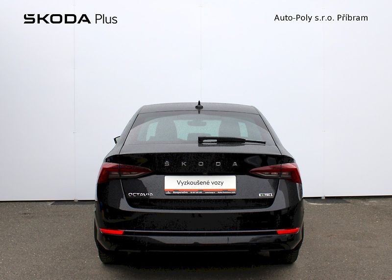 Škoda Octavia (2024) Style 1.5TSI / 110 kW 7°DSG - fotka 8 z 24