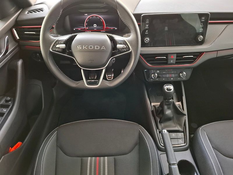 Škoda Scala (2025) Monte Carlo TSI 85/1.0 M6F - fotka 12 z 33