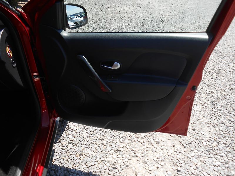 Dacia Sandero STEPWAY,LPG,KLIMA,LED,KAMERA! - fotka 16 z 44