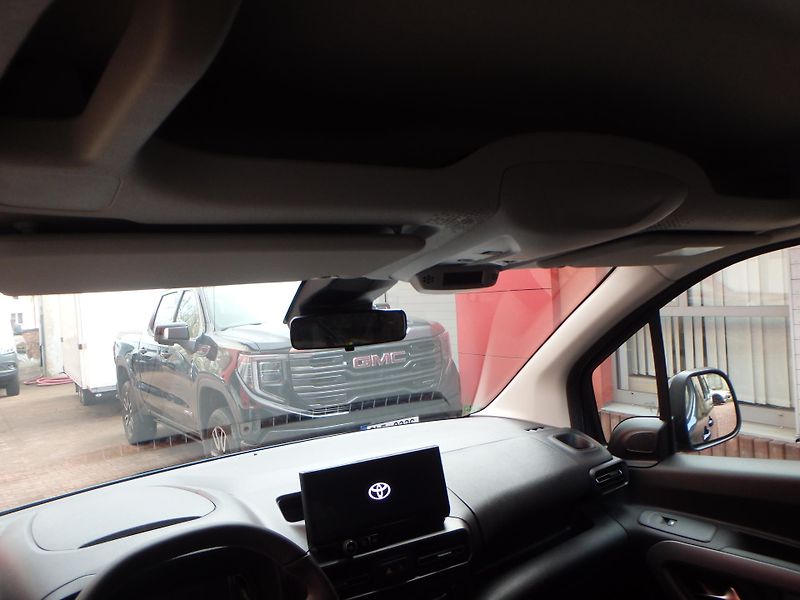 Toyota ProAce City Verso Family 1.5 d 130-Long,8aut. - fotka 16 z 23