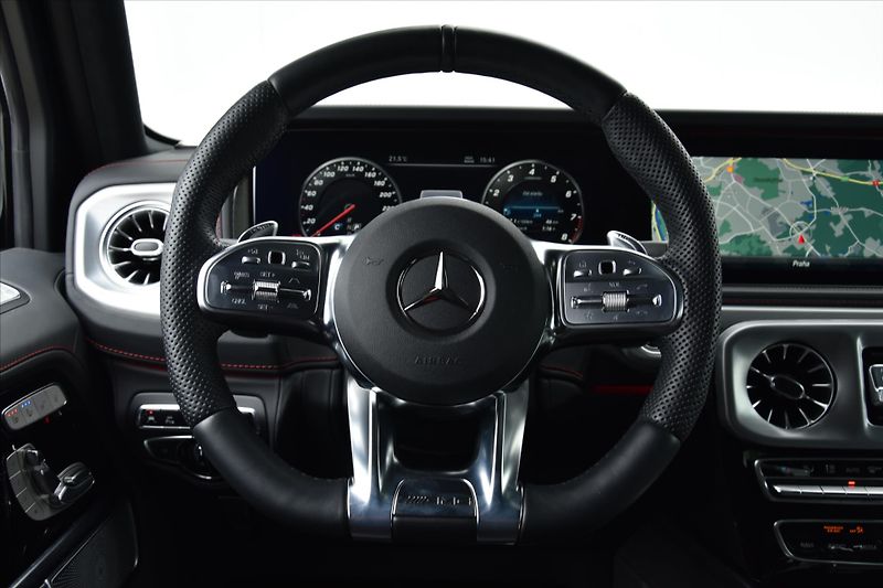 Mercedes-Benz Třídy G 63 AMG MANUFAKTUR ZÁRUKA ČR - fotka 16 z 32