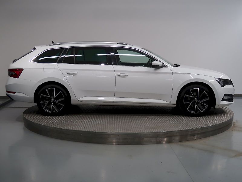 Škoda Superb (2021) STYLE PLUS 2.0TDI 147KW DSG 4x - fotka 8 z 40