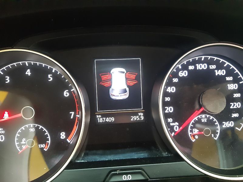 Volkswagen Golf 1.4 TSI DIGIKLIMA NAVI TEMPOM. - fotka 18 z 27