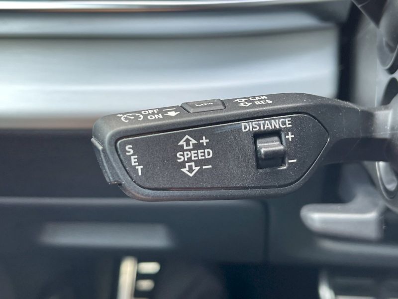 Audi Q8 (2023) 50 TDI 210 kW S-line Quattro T - fotka 8 z 35